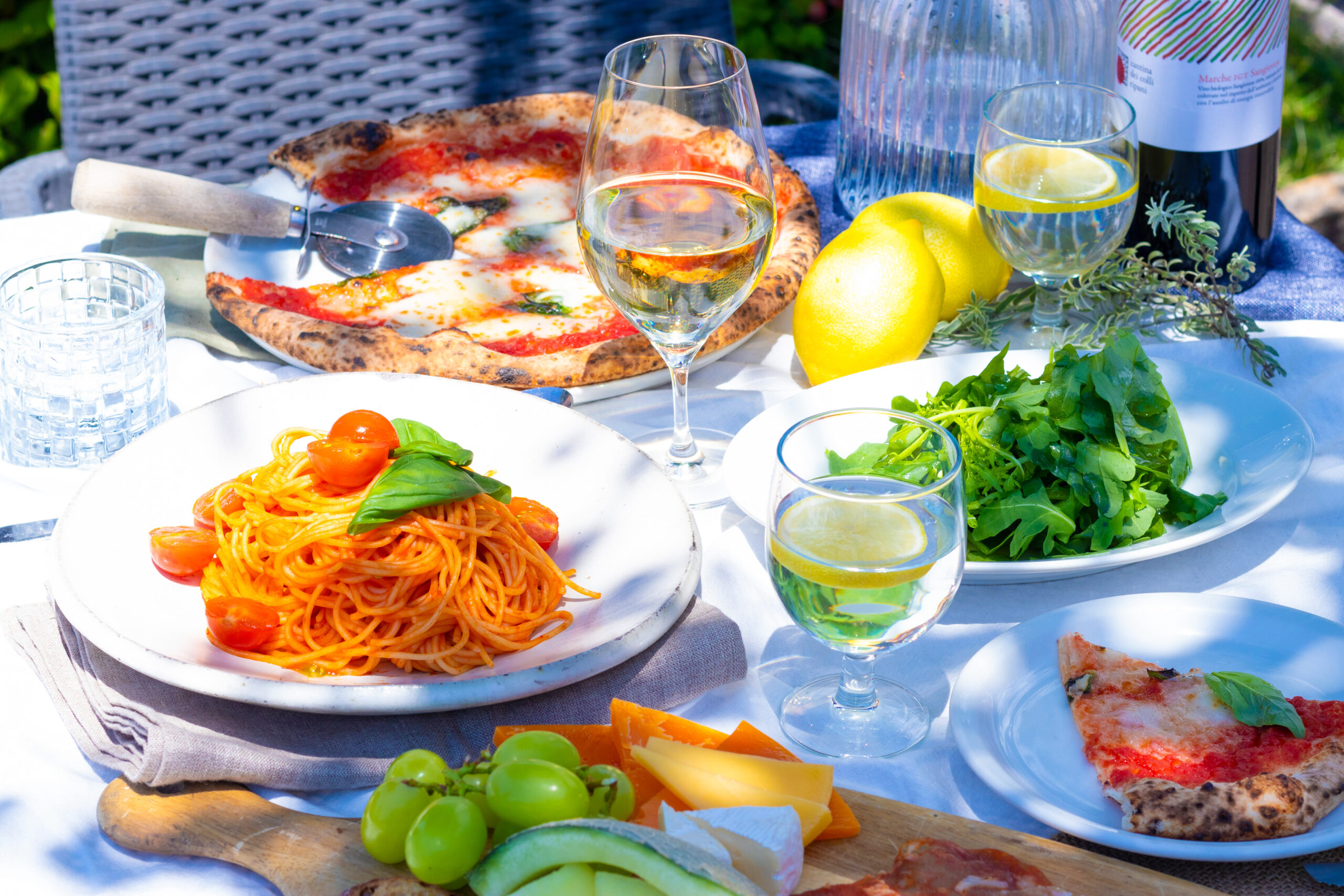 テラス席あり]堺市民芸術文化ホール”フェニーチェ堺”敷地内 SACAY