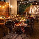 8 LOUNGE